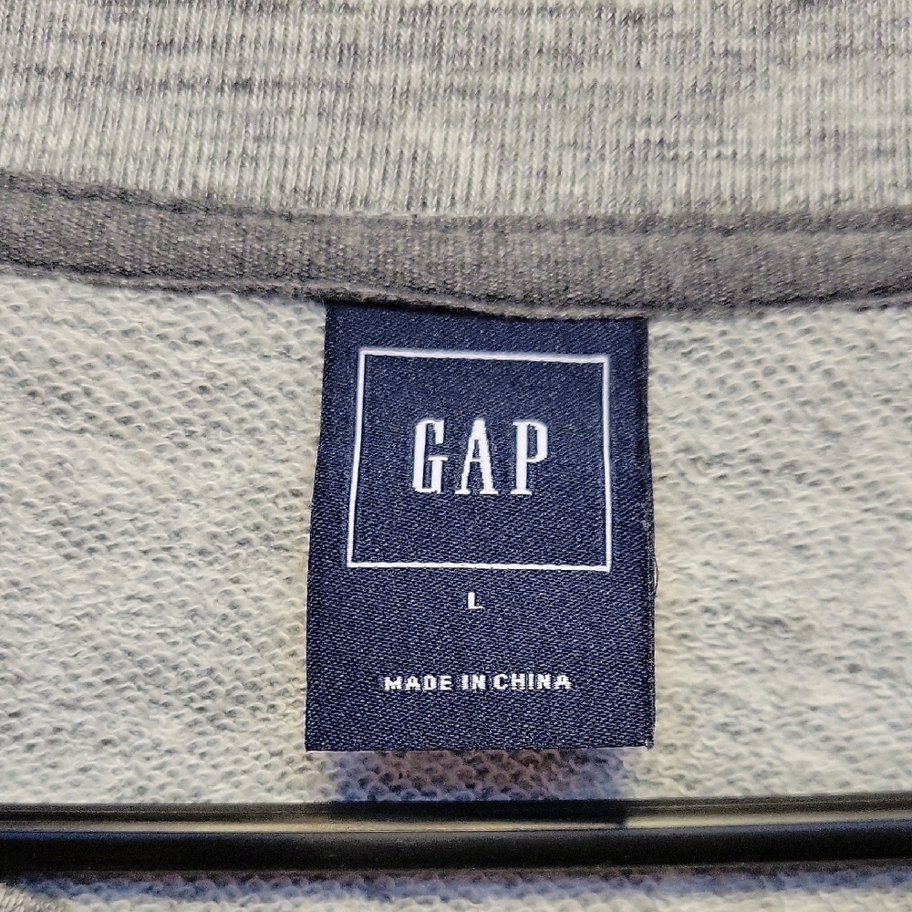 GAP Women's Light Gray Pullover Sweatshirt with Black Sparkly Logo Size Large - Picture 2 of 11
